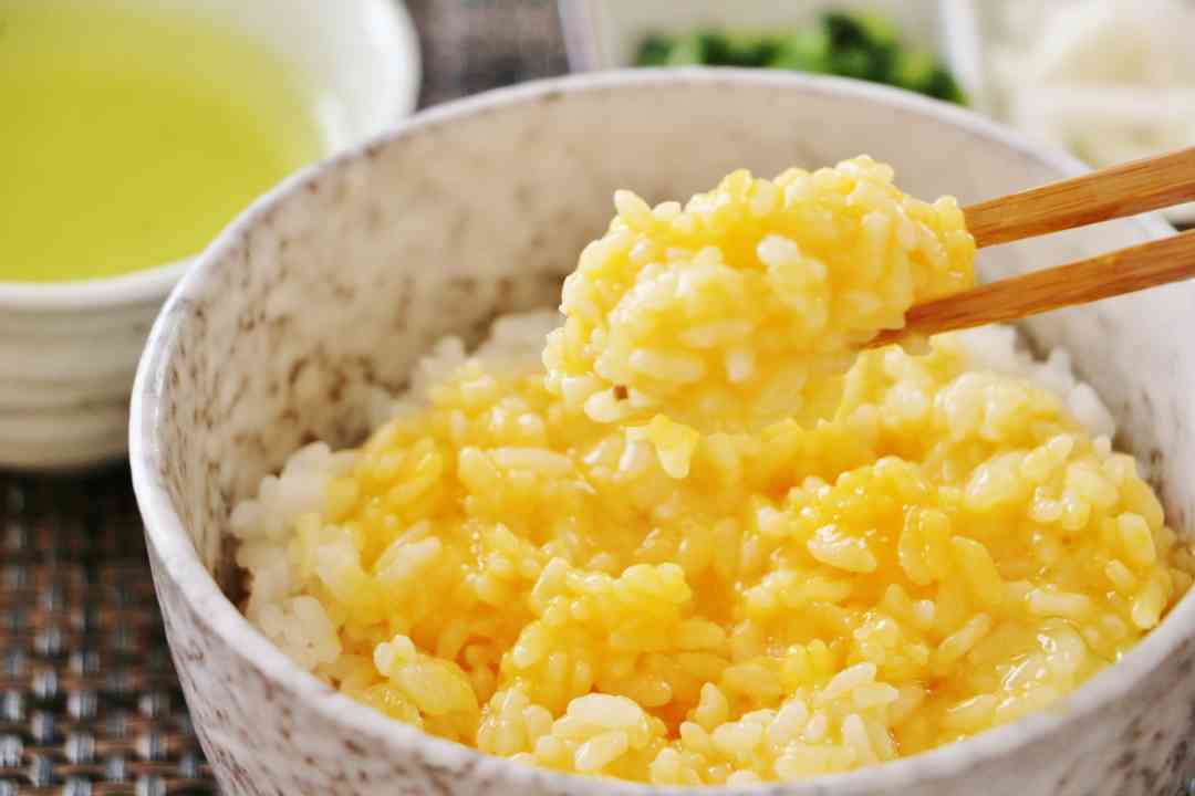 卵かけごはん いつから食べられる? 離乳食 幼児食